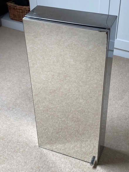 Photo of free Bathroom cabinet (Beckenham BR3) #2