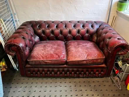 Photo of free sofa (Beaconsfield HP9) #1