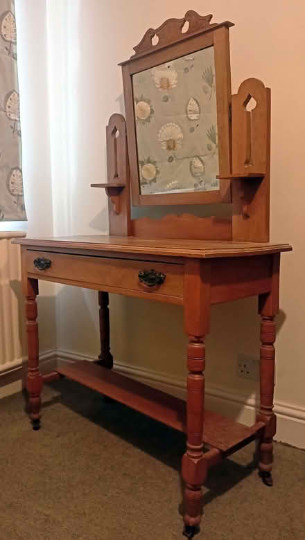 Photo of free Vintage pine dresser with mirror (Ware SG12) #2