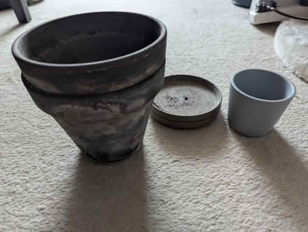 Photo of free Plant pots & saucers (Colindale, NW9) #1