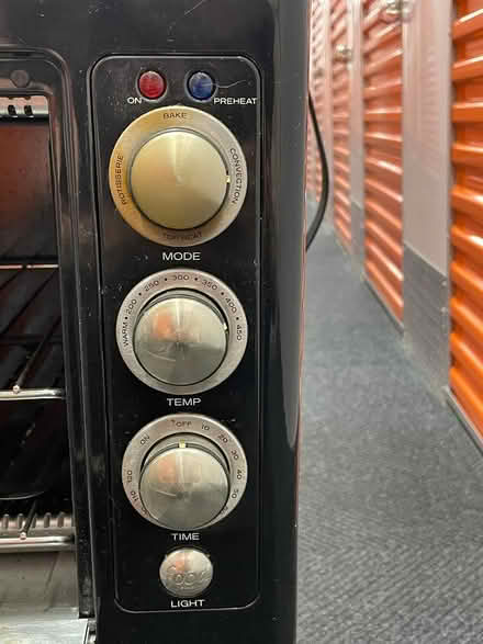 Photo of free Electric Oven (Just outside of Park Slope) #2