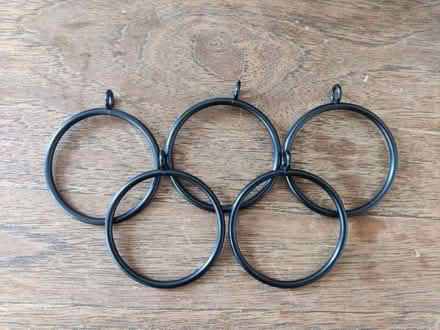 Photo of free 5 curtain rings (SE24) #1
