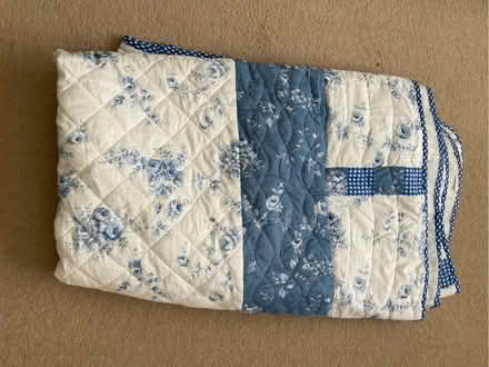 Photo of free Bed cover / throw. (North Tonbridge TN10) #3