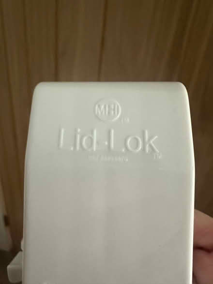 Photo of free Child proof toilet seat lock (Horspath OX33) #3