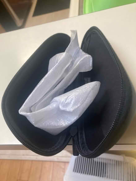 Photo of free Hard shell zippered carry case (NW Santa Rosa nr. Finley Ctr.) #2