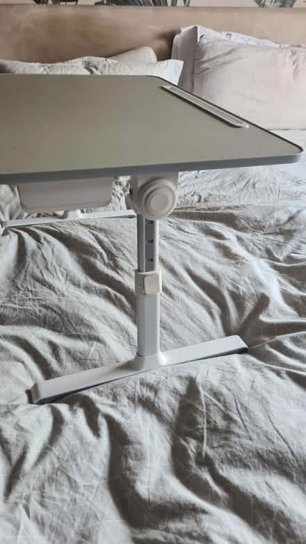 Photo of free Bed desk (London SE17) #4