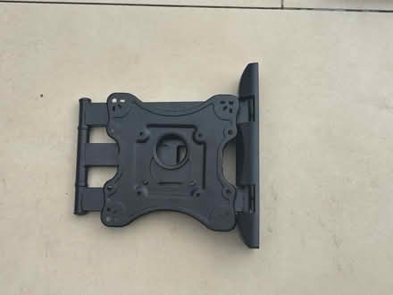 Photo of free 44” lg tv (Harpenden) #4