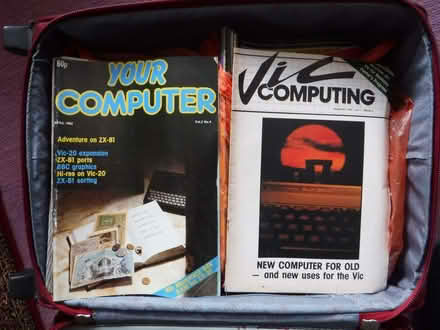 Photo of free C64 Computer Magazines - historic 1990s (Aston SG2) #1