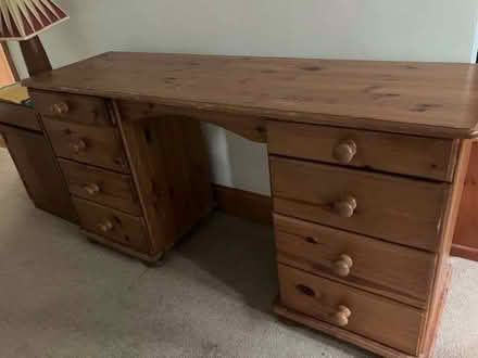 Photo of free Dressing Table (Horndean PO8) #1