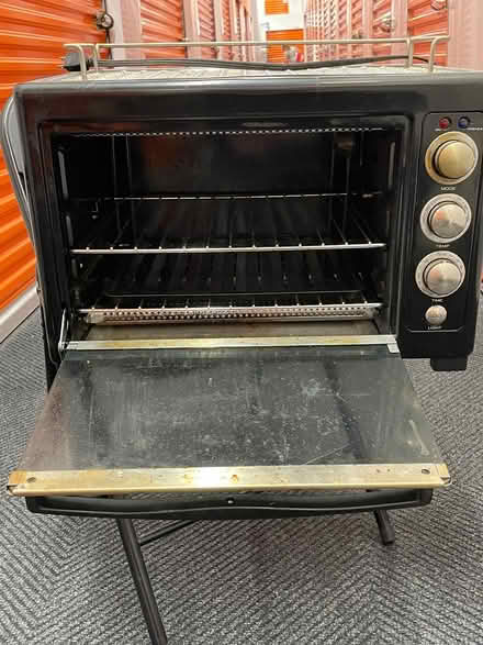 Photo of free Electric Oven (Just outside of Park Slope) #1