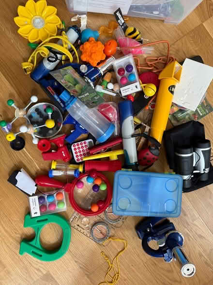 Photo of free Kids science and adventure stuff (Clerkenwell EC1R) #1