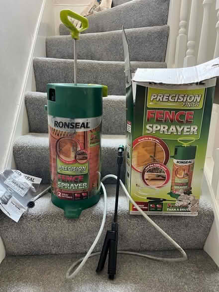 Photo of free Fence sprayer (Purley CR8) #1