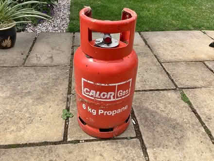 Photo of Gas Bottle (Kenilworth CV8 1) #1