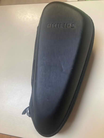 Photo of free Hard shell zippered carry case (NW Santa Rosa nr. Finley Ctr.) #1