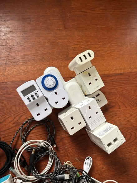 Photo of free Selection of cables, plugs, battery (Clapham sw4) #2