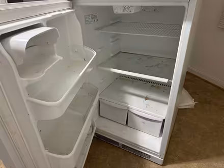 Photo of free refrigerator (anchorage downtown) #3