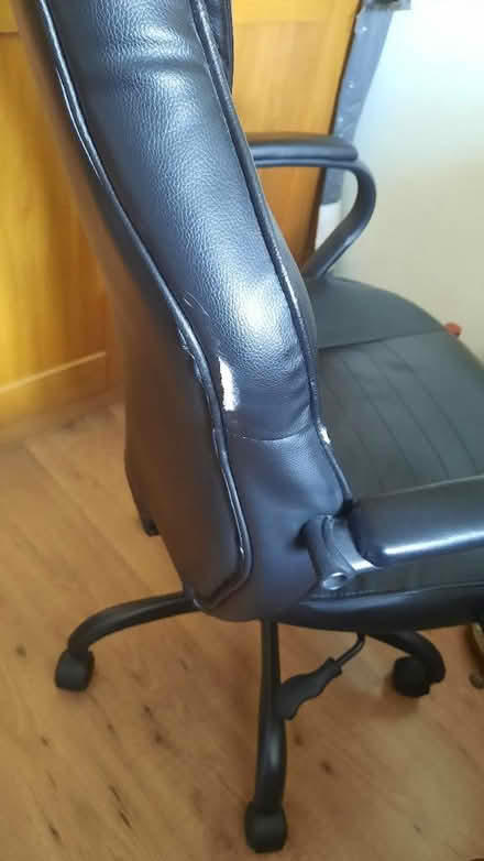 Photo of free Desk chair (Abbey Wood SE2) #3