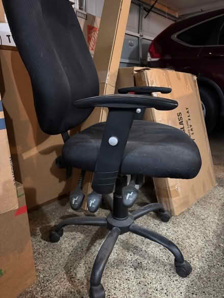 Photo of free Office chair good condition (Bloomfield Hills) #1