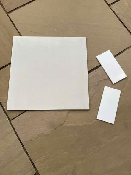 Photo of free 3 floor tiles and 23 wall tiles (Kempston MK42) #1