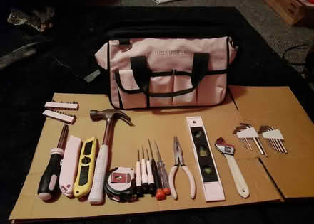 Photo of free Pink tool box + set of tools (G20 Glasgow Maryhill) #1