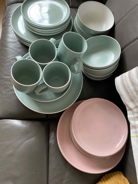 Photo of free Crockery (Rm16 4ej) #1