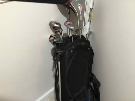 Photo of free Women’s golf clubs with bag (Mt. Pleasant) #1