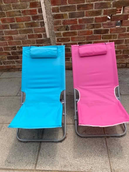 Photo of free children’s deck chairs (Orpington BR6) #1