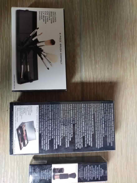 Photo of free Make up (Roehampton SW15) #2