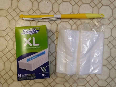 Photo of free Swiffer duster stuff (Foster Farm) #1