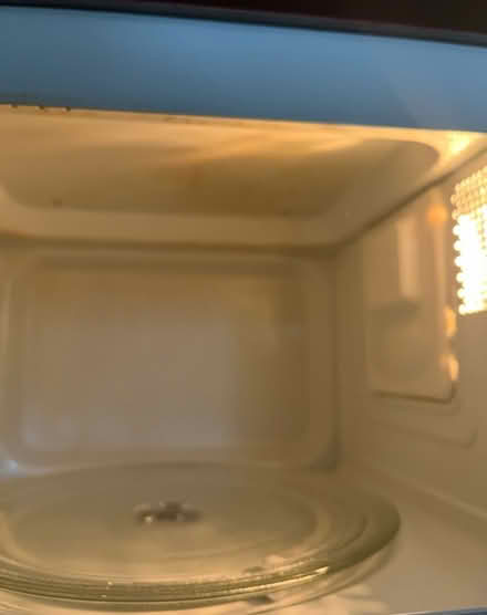 Photo of free Russell Hobbs Microwave & Toaster (Bessacarr Doncaster DN4) #4