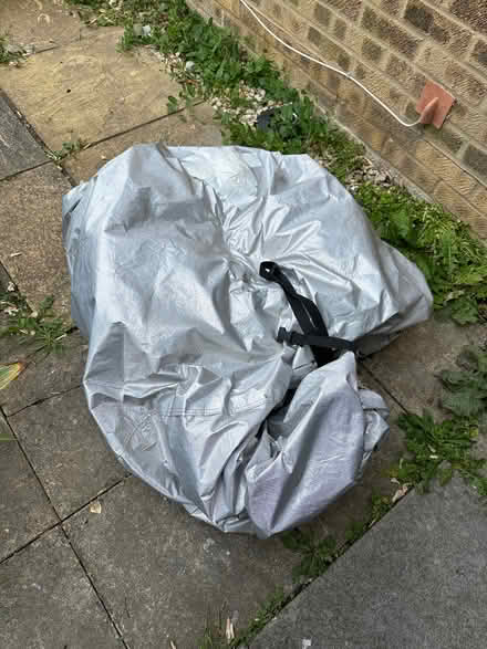Photo of free Full Cover plus interior seat protectors for a Skoda Fabia (Abingdon-on-Thames OX14) #1
