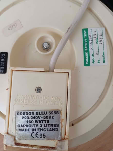 Photo of free Small slow cooker 3 litre (Winkwell HP1) #3