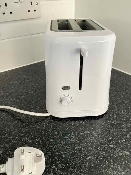 Photo of free Morrisons 'Home essentials' toaster (Beaconsfield HP9) #3