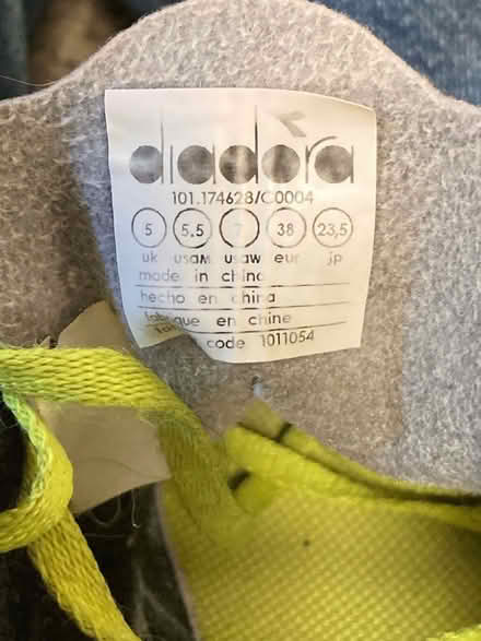 Photo of free Women’s cleats size 5.5 (Waltham ma) #2