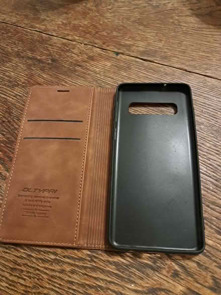 Photo of free Phone case for samsung galaxy s10 (Heeley Green S14) #1