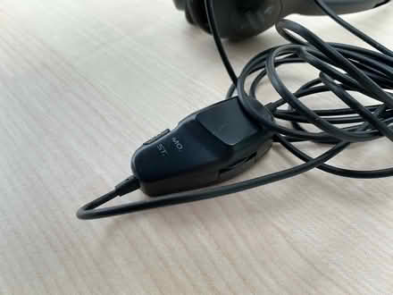 Photo of free Logitech Dialog-220 headphones (Beaconsfield HP9) #4