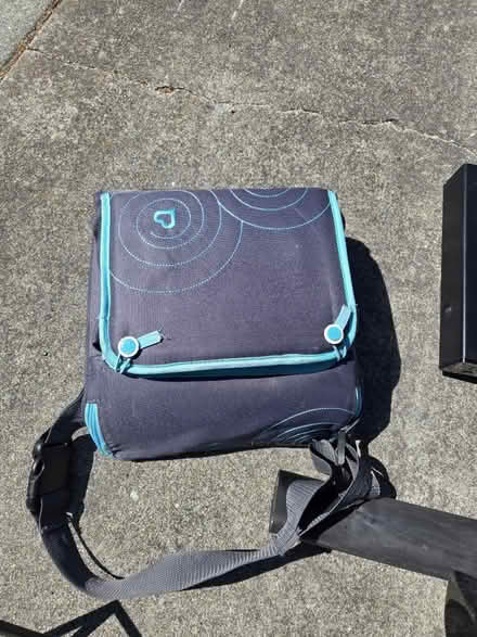 Photo of free Travel booster seat (Lawrence expwy & Lakehaven) #1