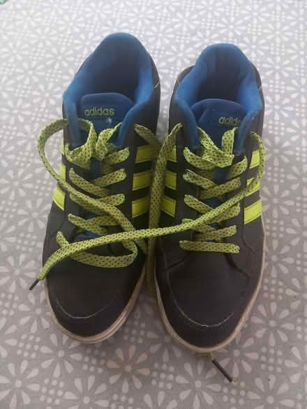 Photo of free Boys Adidas trainers (Mayford GU22) #1