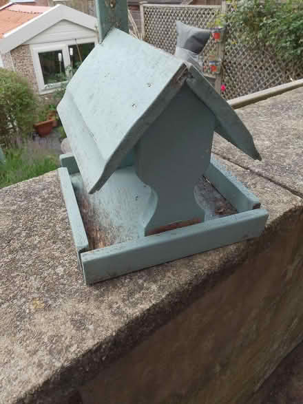 Photo of free Small bird feeder (Whoberley CV5) #1