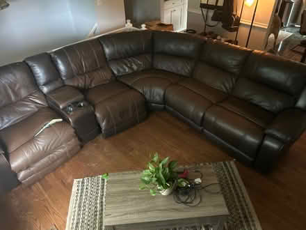 Photo of free READ DESCRIPTION*Leather Couch (Chantilly, Bull Run) #1