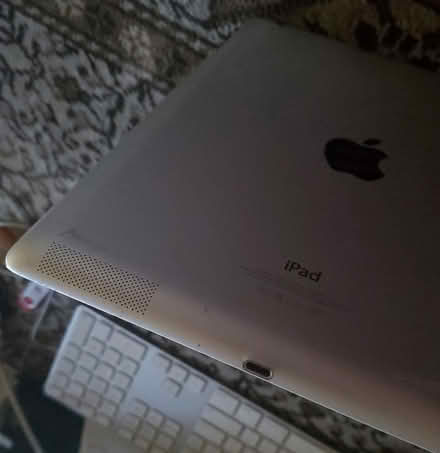 Photo of iPad Charging Port (Capitol Hill) #1