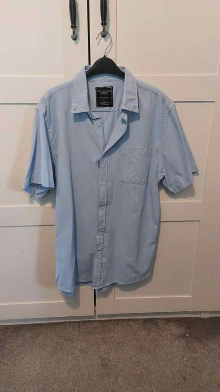Photo of free Men's buttoned shirt (SM1) #1