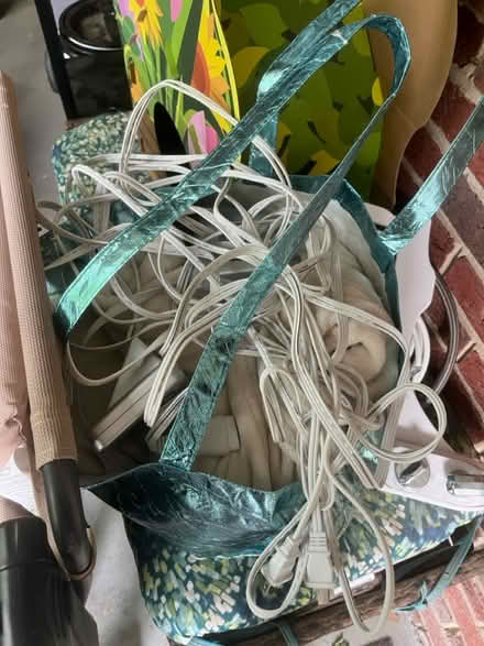 Photo of free Queen Sized Heated Blanket (Kingman Park) #1