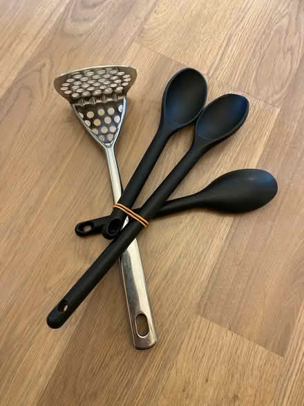 Photo of free Kitchen implements, birkdale pr8 (Southport PR8) #1