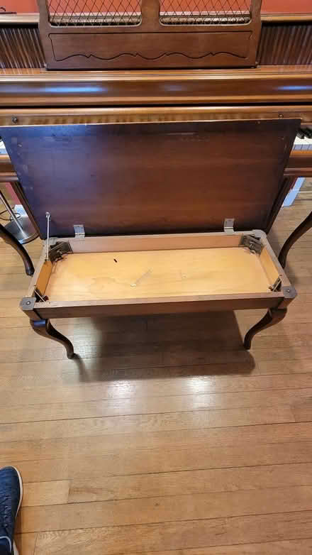 Photo of free Kimball upright PIANO 🎹 (Fayette Road Scarsdale) #1