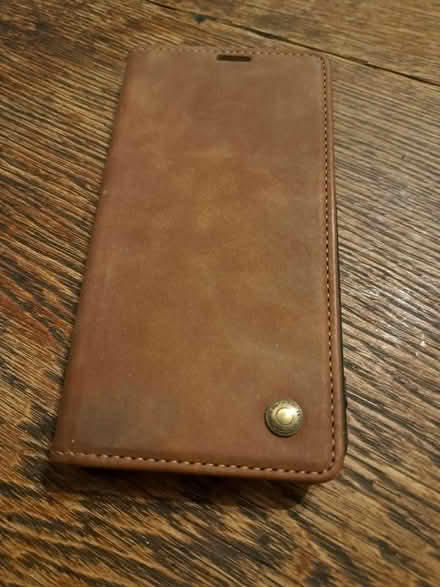 Photo of free Phone case for samsung galaxy s10 (Heeley Green S14) #2