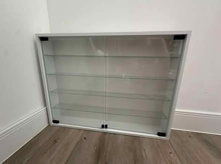 Photo of free White Display Unit 24” (61 Cm) Height, 31.5” (80 Cm) Wide Ex (Swindon SN25) #1