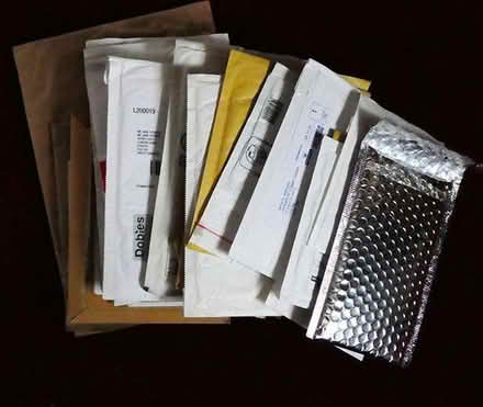 Photo of free Padded envelopes and card envelopes, mixed sizes (Callowell GL5) #1