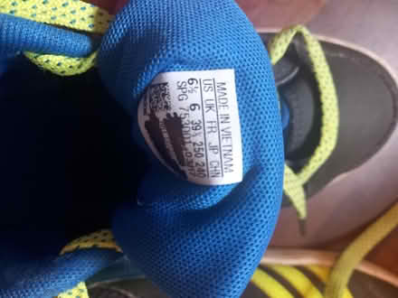 Photo of free Boys Adidas trainers (Mayford GU22) #3