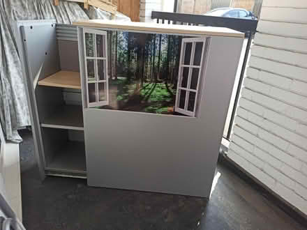 Photo of free Cabinet, dimensions 111,90,18 cm (E14) #1